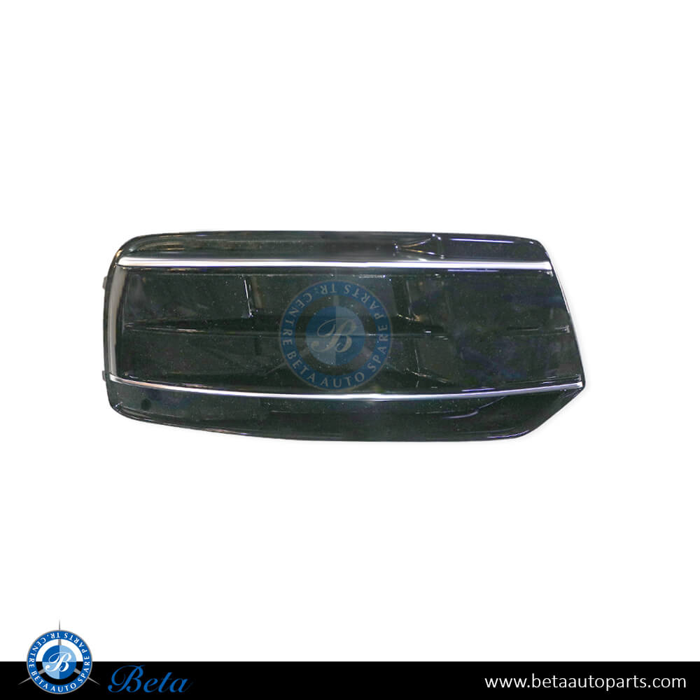Right Side Fog Lamp Cover - Gloss Black for Audi Q5 2018-2020 models, Part Number 80A807680 Right Side Fog Lamp Cover - Gloss Black for Audi Q5 2018-2020 models, Part Number 80A807680